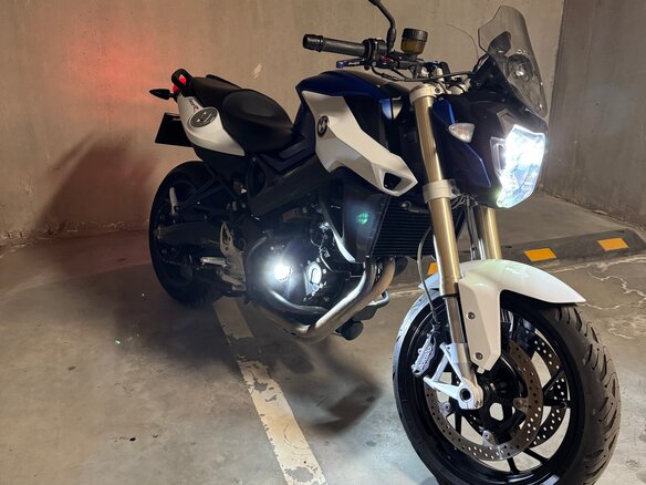 2015 BMW F 800 R, белый, 660000 рублей - вид 12