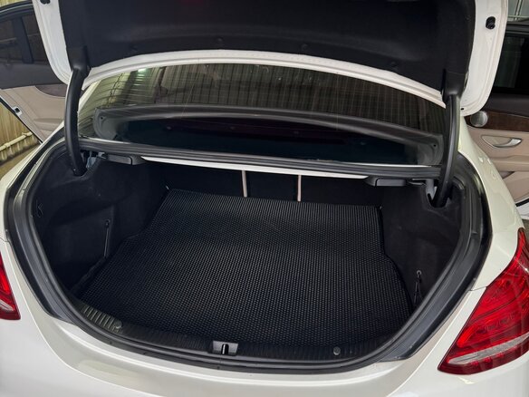 2015 Mercedes-Benz C-Класс 250 IV (W205), белый, 2400000 рублей - вид 15