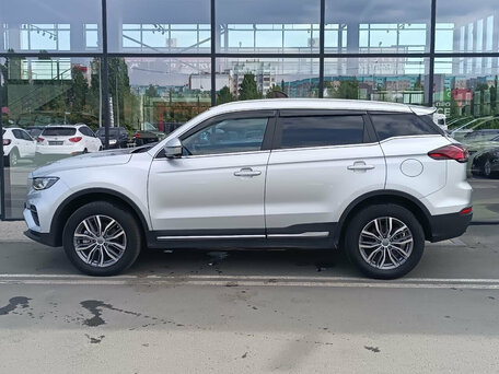 2023 Geely Atlas Pro, серый, 1860000 рублей, вид 5