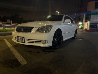 2004 Toyota Crown XII (S180), белый, 1000000 рублей, вид 1