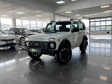 2026 Lada (ВАЗ) Niva Legend Sport I, белый, 1645000 рублей, вид 1