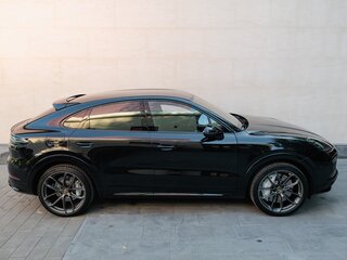 2019 Porsche Cayenne Turbo Coupé III, чёрный, 13500000 рублей, вид 1