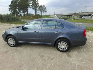 2011 Skoda Octavia II (A5) Рестайлинг, серый, 760000 рублей, вид 4