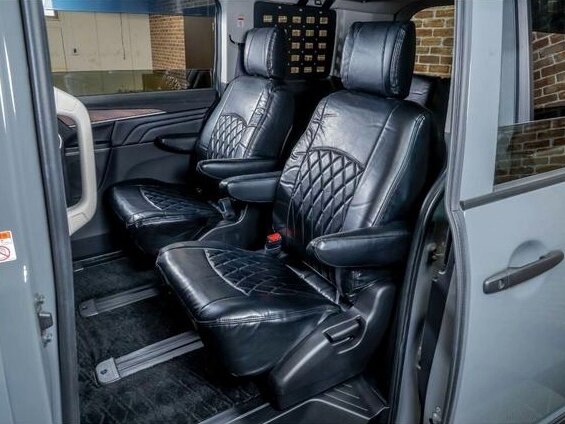 2022 Mitsubishi Delica D:5 I Рестайлинг, серебристый - вид 23