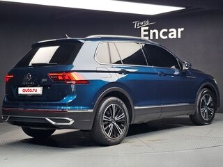 2023 Volkswagen Tiguan II Рестайлинг, синий, 2200123 рублей, вид 2