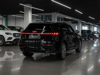 2025 Audi Q5 L III (GU), чёрный, 5980000 рублей, вид 5