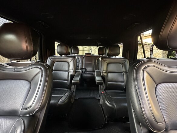 2018 Lincoln Navigator IV, чёрный, 6500000 рублей - вид 12