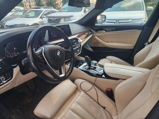 2019 BMW 5 серии 530i xDrive VII (G30/G31/G38), синий, 3900000 рублей, вид 5