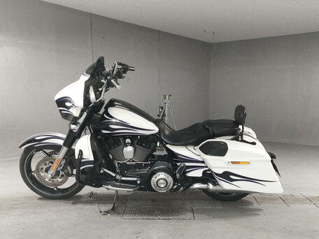 2016 Harley-Davidson CVO Street Glide, белый, 1450000 рублей, вид 2