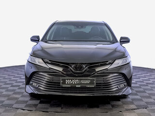 2020 Toyota Camry VIII (XV70), чёрный, 2645000 рублей, вид 2