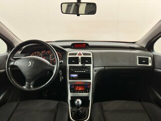 2007 Peugeot 307 I Рестайлинг, красный, 290000 рублей, вид 5
