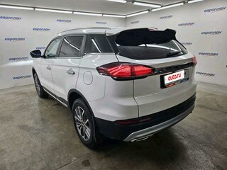 2024 Geely Atlas Pro, серый, 1984500 рублей, вид 4