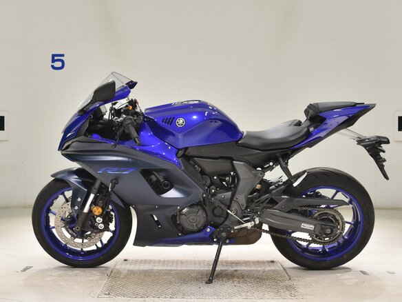 2021 Yamaha YZF-R7, синий, 830000 рублей - вид 14