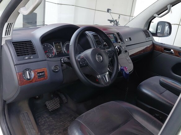 2012 Volkswagen Multivan, белый, 3000000 рублей - вид 5