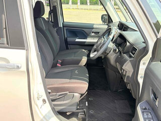2023 Toyota Roomy I Рестайлинг, белый, 1371208 рублей, вид 5