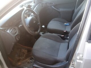 2004 Ford Focus I Рестайлинг, серебристый, 230000 рублей, вид 5