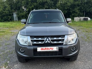 2013 Mitsubishi Pajero IV Рестайлинг 1, серый, 2505000 рублей, вид 3