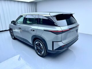 2026 Toyota bZ3X 58.3 kWh, серебристый, 2780000 рублей, вид 4