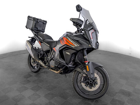 2022 KTM 1290 Super Adventure S, серый, 1499000 рублей, вид 2