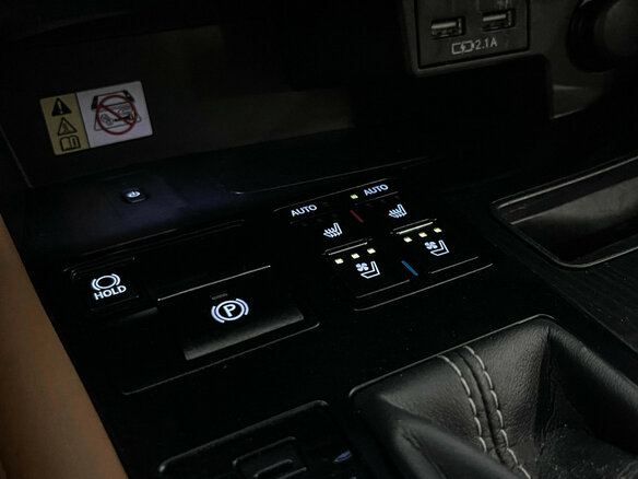 2020 Lexus RX 300 IV Рестайлинг, чёрный - вид 13