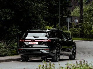 2023 Audi Q6 50 TFSI, чёрный, 9499999 рублей, вид 4