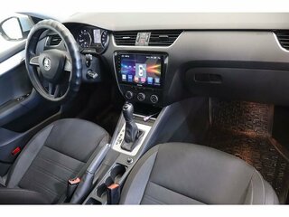 2017 Skoda Octavia III (A7) Рестайлинг, серебристый, 1047800 рублей, вид 5