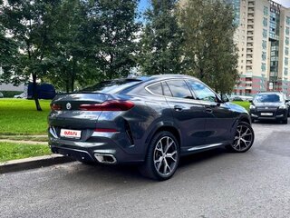 2020 BMW X6 30d III (G06), серый, 7050000 рублей, вид 3