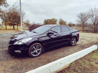 2012 Hyundai Grandeur V, чёрный, 900000 рублей, вид 3