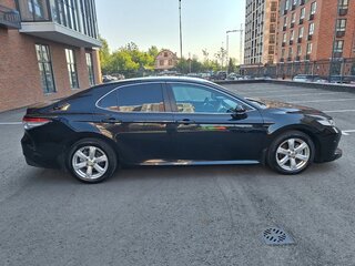 2018 Toyota Camry VIII (XV70), чёрный, 2160000 рублей, вид 4