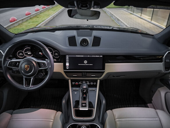 2019 Porsche Cayenne III, синий, 5699000 рублей - вид 10
