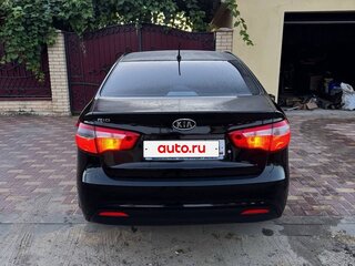 2011 Kia Rio III, чёрный, 780000 рублей, вид 3