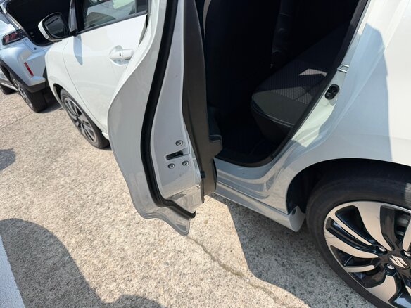 2017 Suzuki Swift V, белый - вид 12