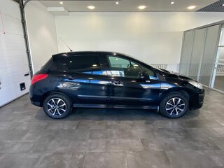 2011 Peugeot 308 I Рестайлинг, чёрный, 426000 рублей, вид 4