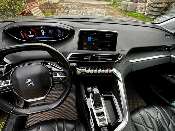 2018 Peugeot 5008 II, чёрный, 1950000 рублей - вид 12