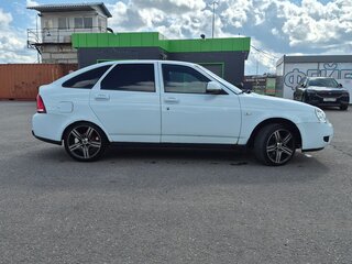 2011 Lada (ВАЗ) Priora I, белый, 280000 рублей, вид 2
