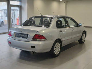 2009 Mitsubishi Lancer Classic IX Рестайлинг, серебристый, 380000 рублей, вид 5