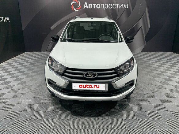 2026 Lada (ВАЗ) Granta Cross I Рестайлинг, белый, 1226000 рублей - вид 2