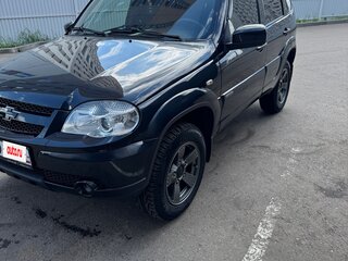 2018 Chevrolet Niva I Рестайлинг, чёрный, 765000 рублей, вид 1