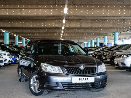 2010 Skoda Octavia II (A5) Рестайлинг, серый, 750000 рублей, вид 2