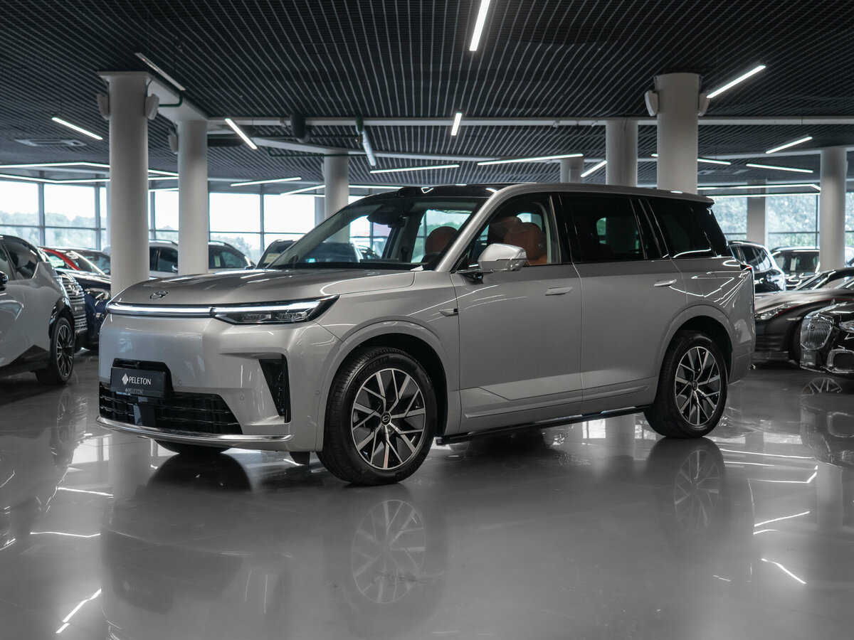 Открыть фотографии: GAC Trumpchi S9