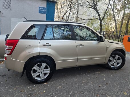 2006 Suzuki Grand Vitara II, бежевый, 900000 рублей, вид 2