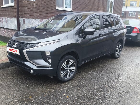 2022 Mitsubishi Xpander I, серый, 2000000 рублей
