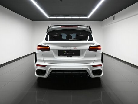2016 Porsche Cayenne Turbo II Рестайлинг (958), белый, 8290000 рублей, вид 5