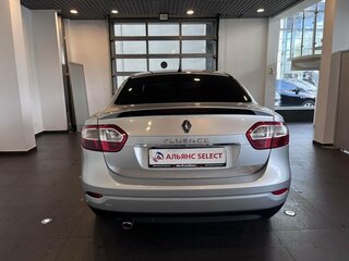2010 Renault Fluence I, серебристый, 565000 рублей, вид 4