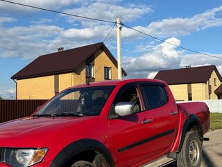 2008 Mitsubishi L200 IV, красный, 900000 рублей, вид 4