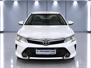 2016 Toyota Camry VII (XV50) Рестайлинг, белый, 2050000 рублей, вид 2