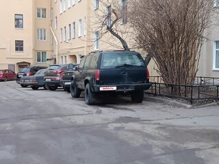 1996 Chevrolet Tahoe I, синий, 450000 рублей, вид 2