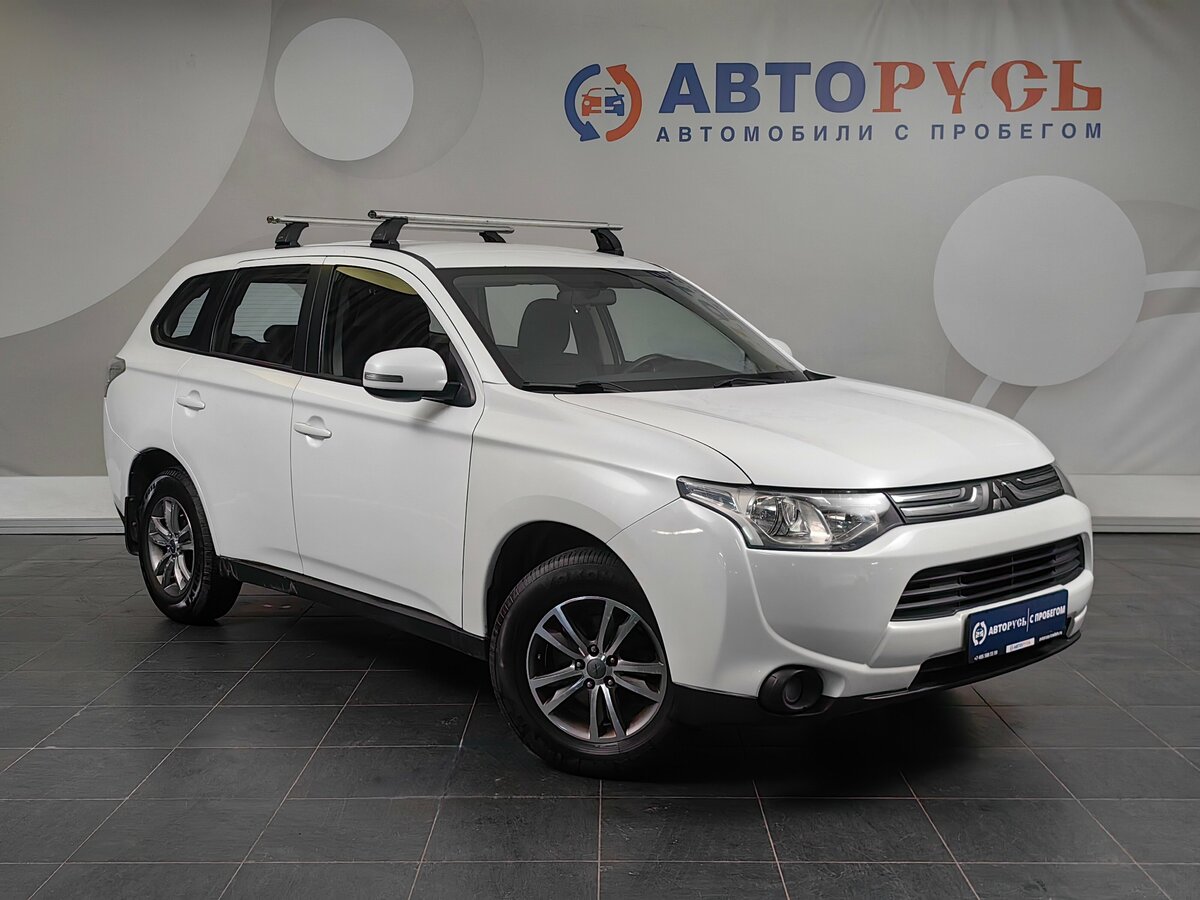 Открыть фотографии: Mitsubishi Outlander III
