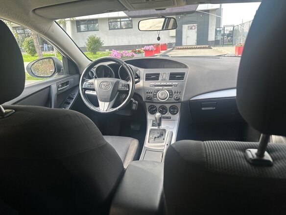 2011 Mazda 3 II (BL), белый - вид 8