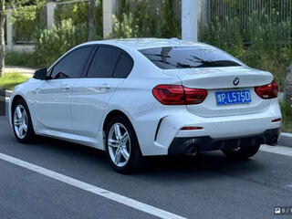 2022 BMW 1 серии 120i III (F52) Рестайлинг, белый, 1940000 рублей, вид 3